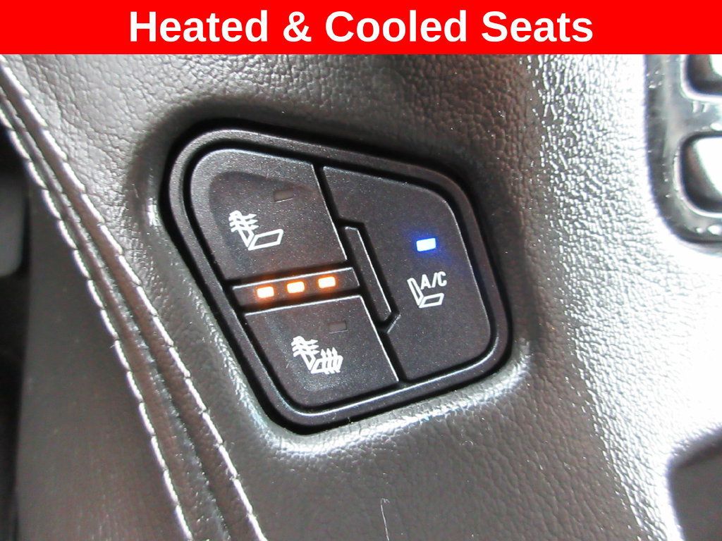 Used 2016 GMC Yukon XL SLT w/ Open Road Package AWD/4WD image 20