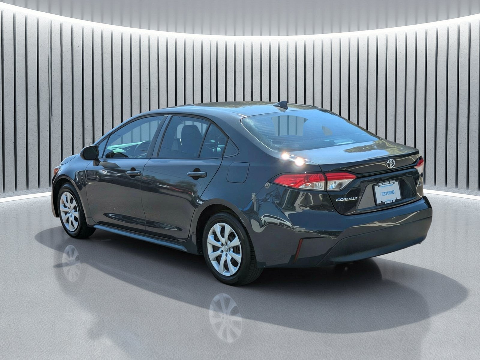Used 2023 Toyota Corolla LE FWD image 8
