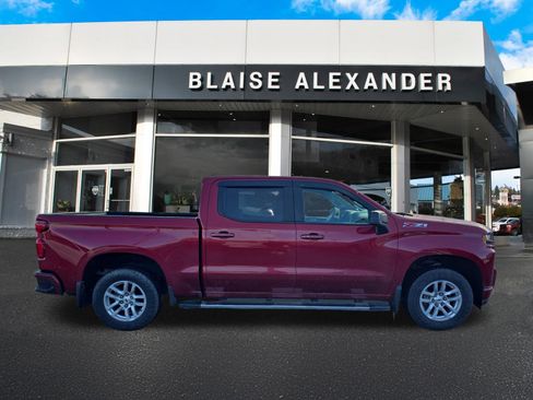 Used 2020 Chevrolet Silverado 1500 RST image 2