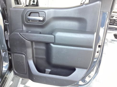 Used 2019 Chevrolet Silverado 1500 Custom Trail Boss image 27