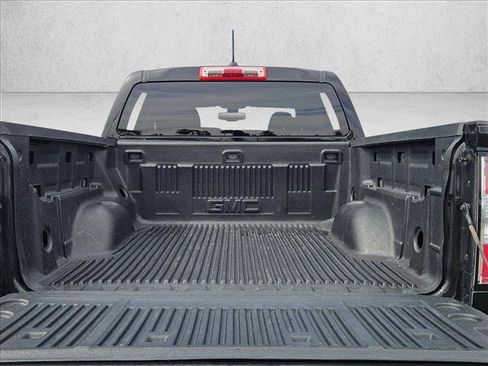 Used 2020 GMC Canyon SLE w/ Trailering Package RWD image 6