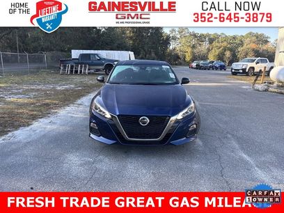 Used 2021 Nissan Altima 2.5 SR w/ SR Premium Package