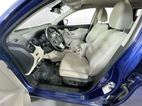 Used 2021 Nissan Rogue Sport SV AWD/4WD image 20