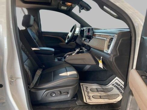 Certified 2024 GMC Canyon Denali AWD/4WD image 20