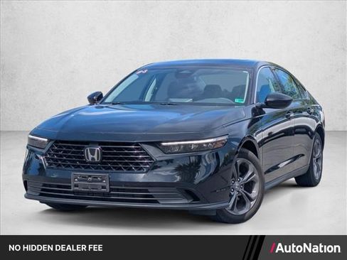 Used 2023 Honda Accord EX image 1