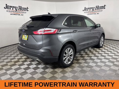 Used 2024 Ford Edge Titanium image 5