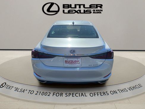 Used 2025 Lexus ES 350 w/ Premium Package FWD image 6