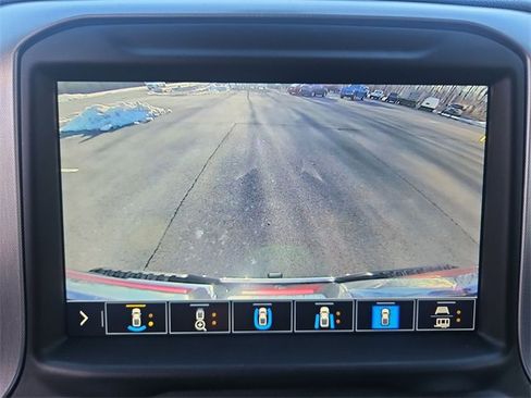 Used 2021 GMC Sierra 2500 SLT w/ SLT Preferred Package image 15