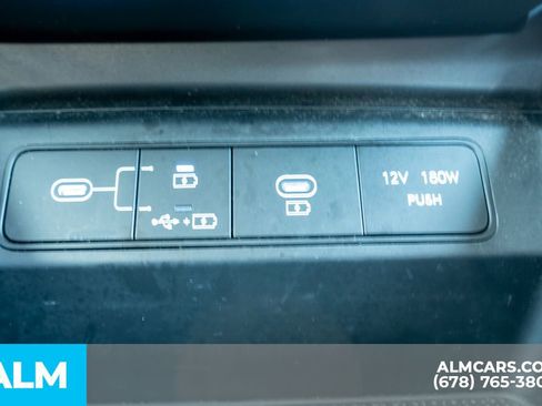 Used 2025 Hyundai Santa Cruz SE FWD image 36