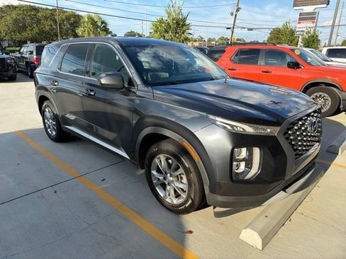 Used 2020 Hyundai Palisade SE FWD image 3