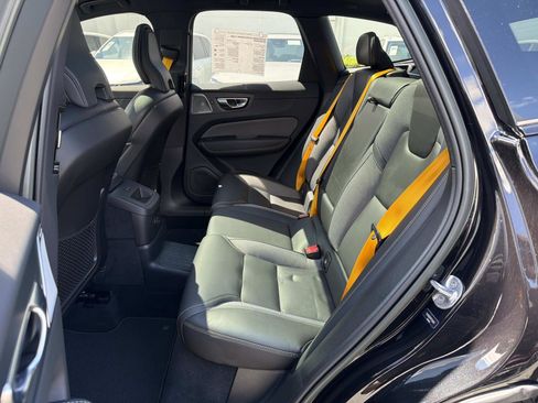 Certified 2023 Volvo XC60 T8 Polestar AWD/4WD image 21