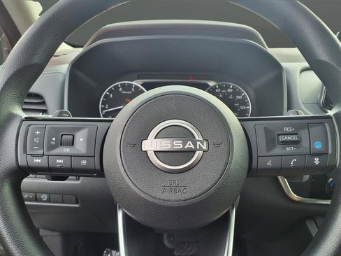 Used 2023 Nissan Rogue SV AWD/4WD image 28