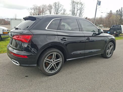 Used 2019 Audi SQ5 Premium Plus w/ Premium Plus Package AWD/4WD image 6