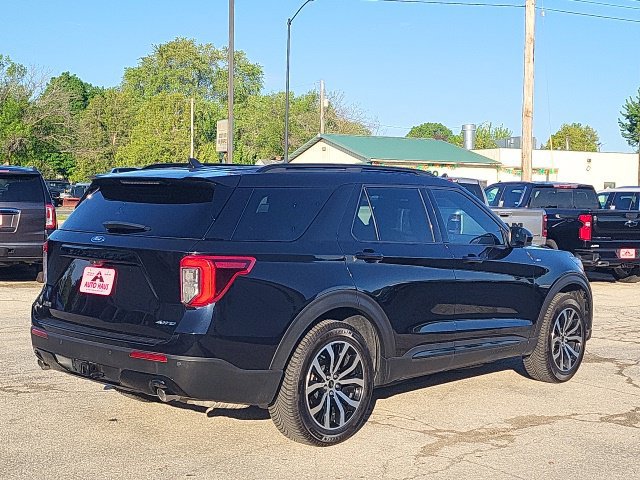 Used 2023 Ford Explorer ST-Line w/ Class IV Trailer Tow Package AWD/4WD image 8