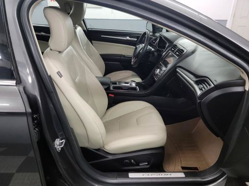 Used 2018 Ford Fusion Titanium AWD/4WD image 14