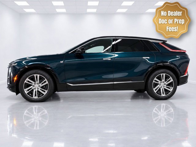 Used 2024 Cadillac Lyriq Tech w/ Driver Assist Package AWD/4WD image 2