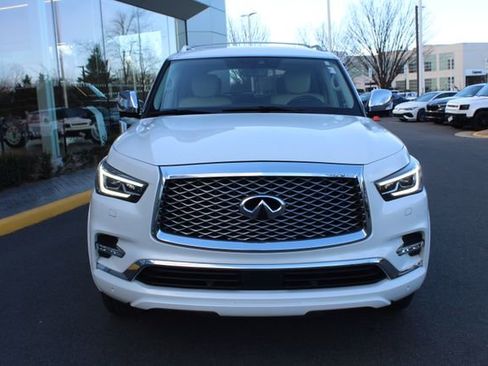 Used 2019 INFINITI QX80 Luxe w/ Proactive Package image 8