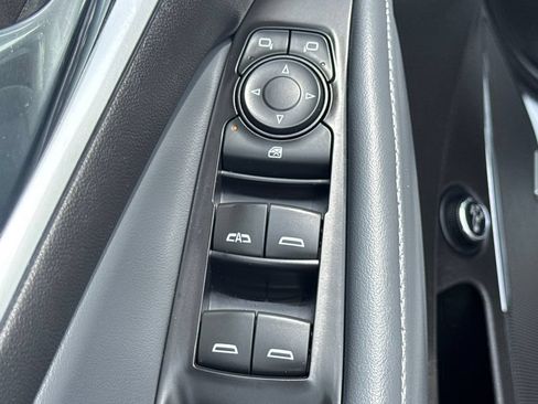 Used 2021 Buick Enclave Essence w/ Sound and Sites Package AWD/4WD image 41