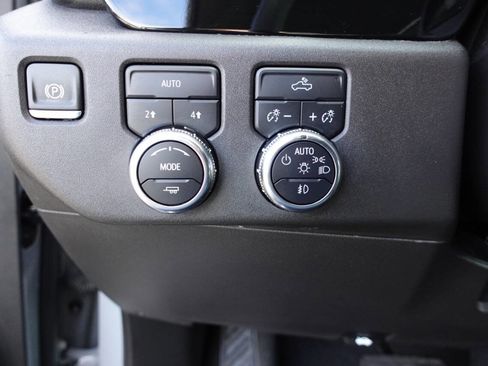 Used 2024 GMC Sierra 1500 Elevation image 50