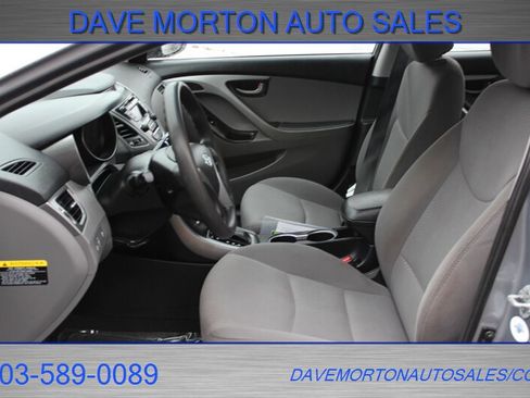 Used 2016 Hyundai Elantra SE image 11