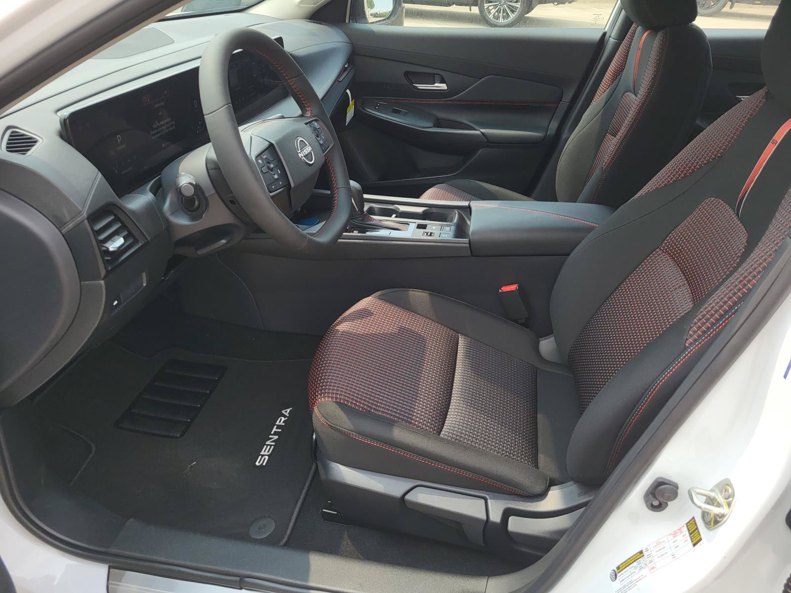 New 2027 Nissan Sentra SR w/ Floor Mat Package FWD image 16