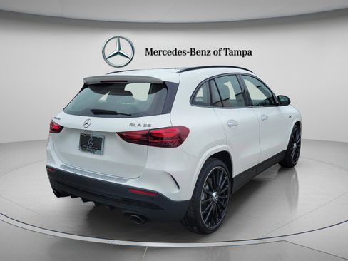 New 2026 Mercedes-Benz GLA 35 AMG 4MATIC image 3