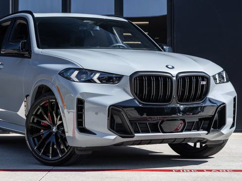 Used 2025 BMW X5 M60i w/ Climate Comfort Package AWD/4WD image 5