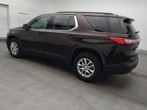 Used 2021 Chevrolet Traverse LT FWD image 3