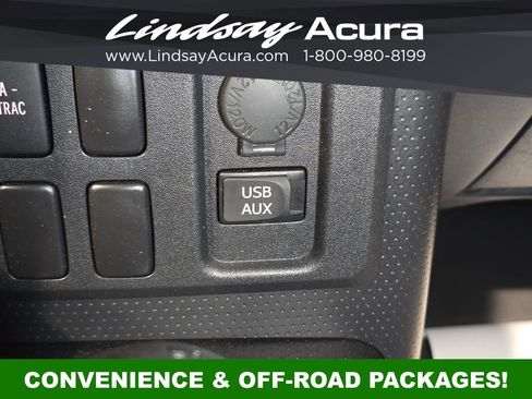 Used 2012 Toyota FJ Cruiser 4WD w/ Convenience Pkg image 19