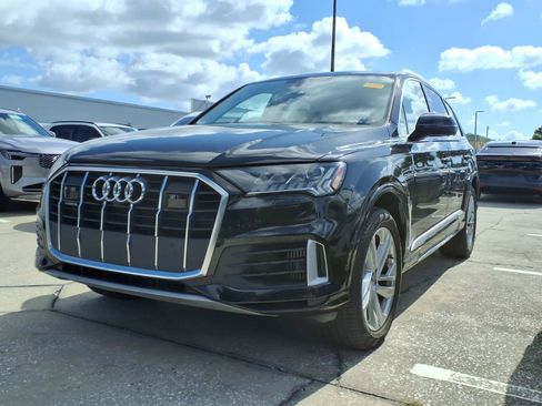Used 2024 Audi Q7 3.0T Premium Plus AWD/4WD image 3