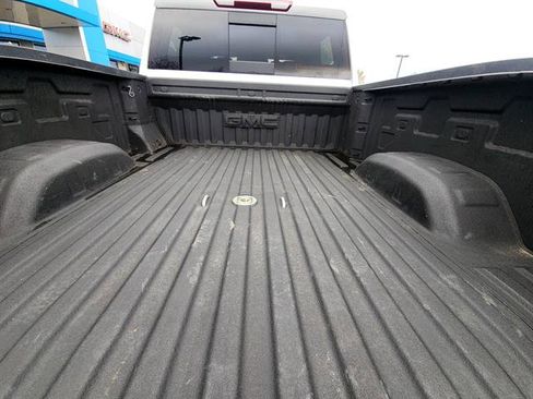 Used 2022 GMC Sierra 2500 SLE w/ SLE Value Package; image 16