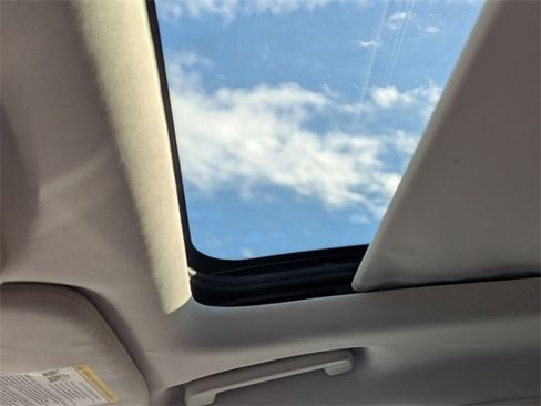 Used 2016 Ford Edge Titanium w/ Equipment Group 301A image 26