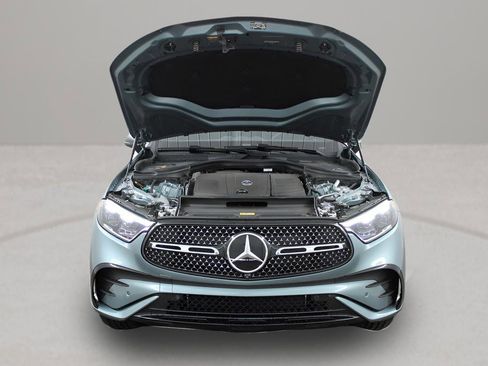 Used 2025 Mercedes-Benz GLC 350e 4MATIC image 28
