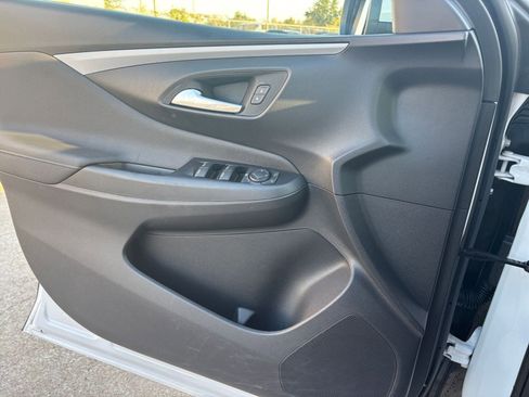 Used 2025 Buick Envista Preferred image 20