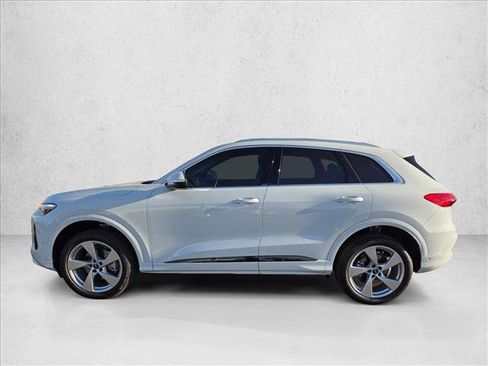 New 2025 Audi Q5 Premium Plus image 5