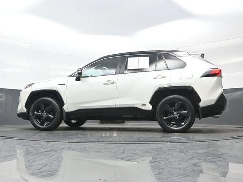 Used 2021 Toyota RAV4 XSE w/ XSE Grade Weather Package image 28