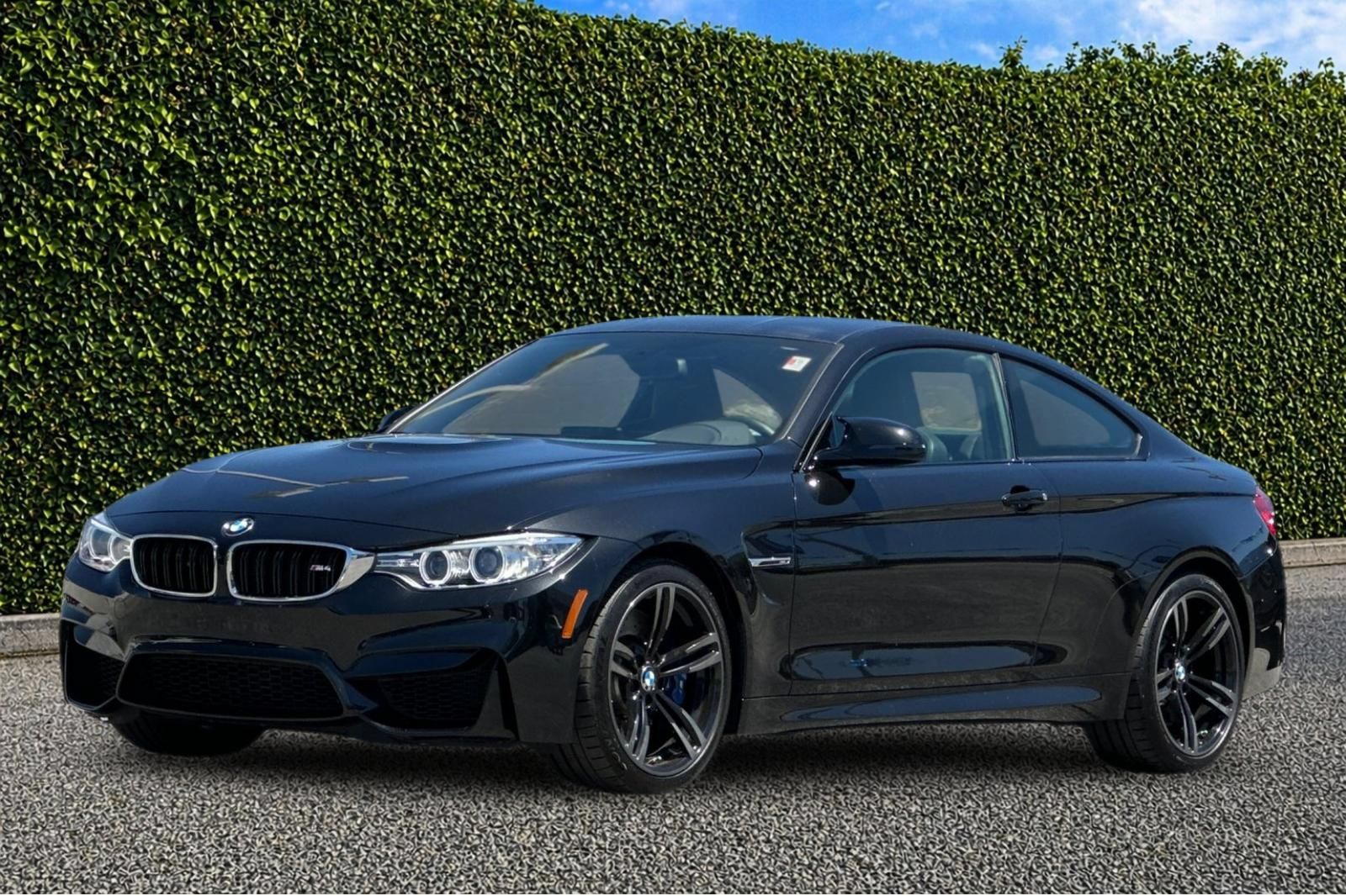 Used 2015 BMW M4 Coupe RWD image 8