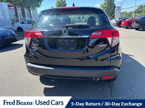 Used 2020 Honda HR-V LX image 10