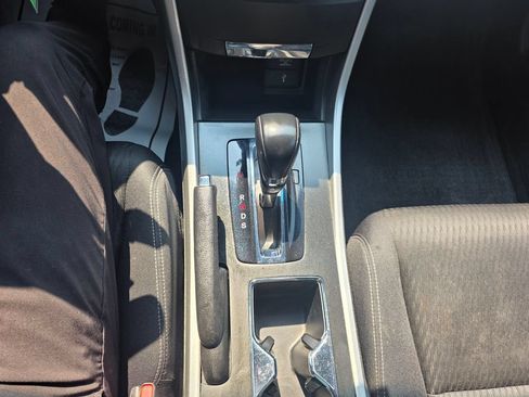 Used 2014 Honda Accord Sport image 18