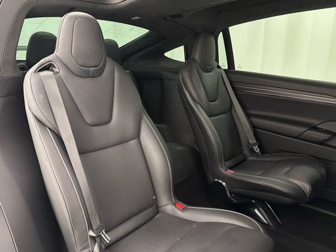 Used 2022 Tesla Model X Plaid image 23
