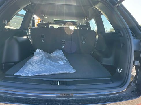 New 2025 Jeep Grand Cherokee Altitude image 13