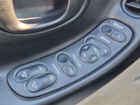 Used 1998 Chevrolet Corvette Convertible w/ Memory Pkg RWD image 11