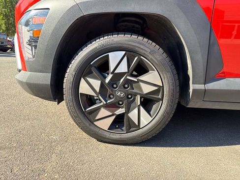 Used 2025 Hyundai Kona SEL AWD/4WD image 27