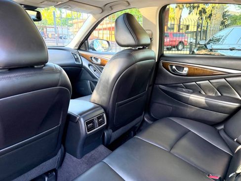 Used 2019 INFINITI Q50 Luxe w/ Cargo Package (L96) RWD image 14