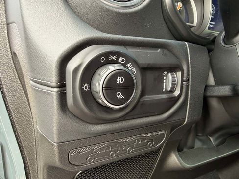 New 2026 Jeep Gladiator Sport image 28