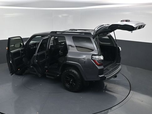Used 2023 Toyota 4Runner TRD Off-Road AWD/4WD image 18