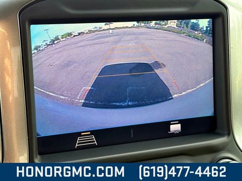 Used 2021 Chevrolet Silverado 1500 LT image 34