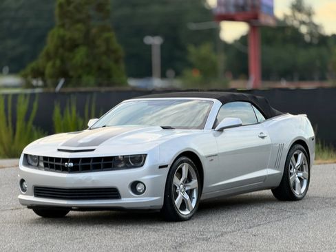 Used 2011 Chevrolet Camaro SS w/ RS Package RWD image 6
