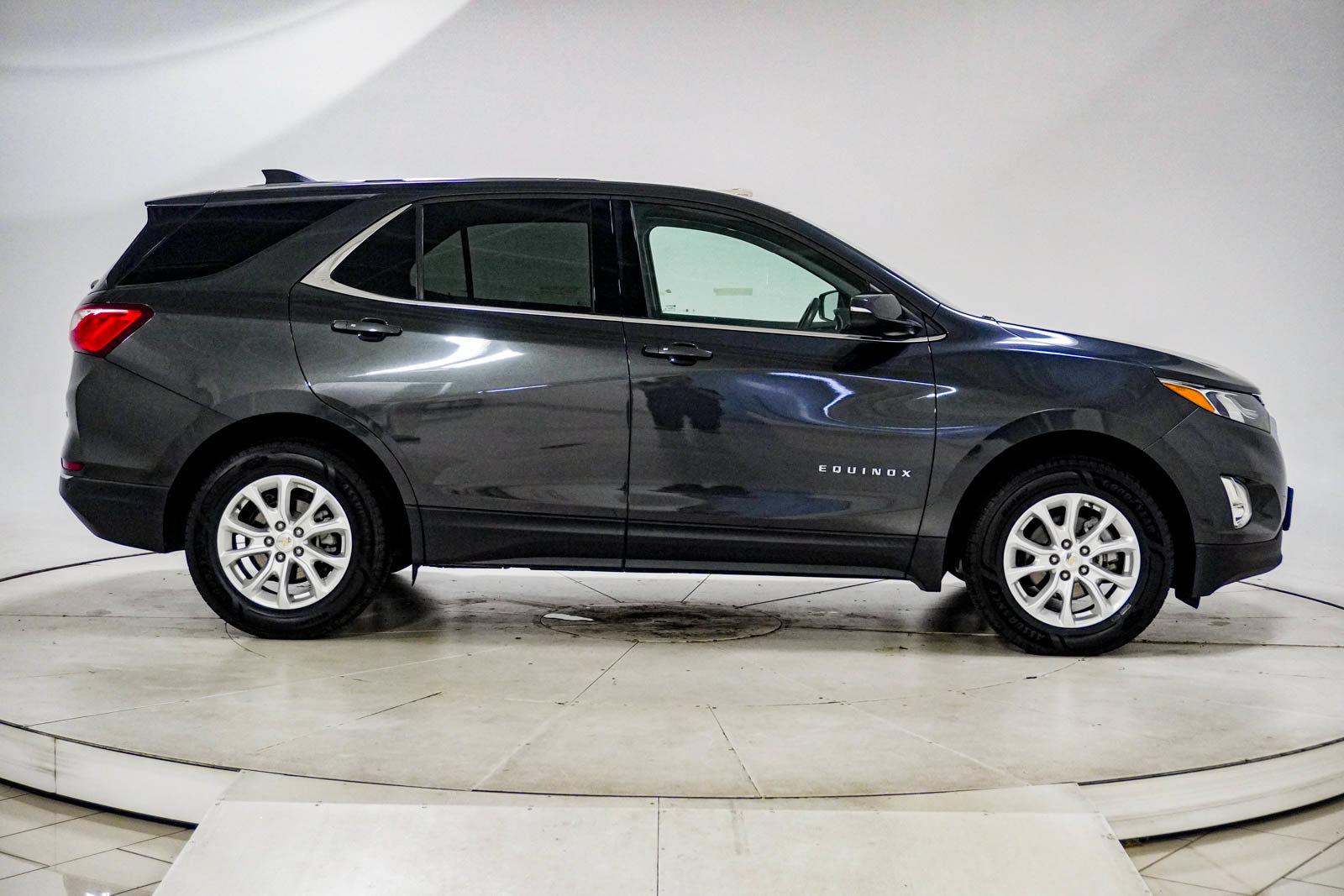 Used 2018 Chevrolet Equinox LT AWD/4WD image 11