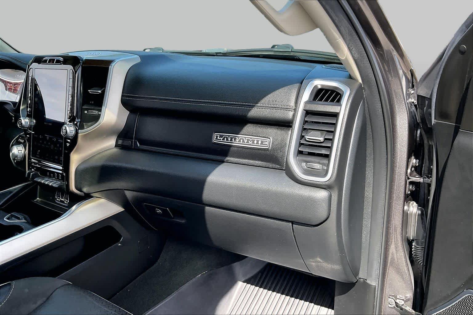 Used 2022 RAM 1500 Laramie w/ Laramie Southwest Edition RWD image 19